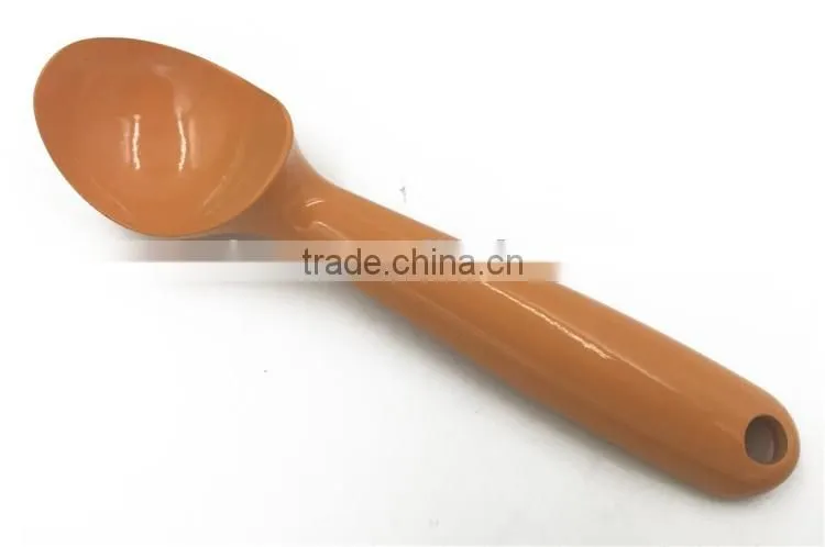Ice cream scoop plastic