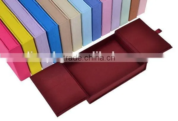Good quality ivory wedding invitation box envelop inside unique