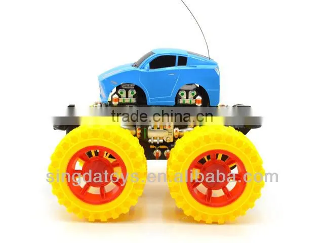 Hot sell 4 Channel with light and music rc big foot car