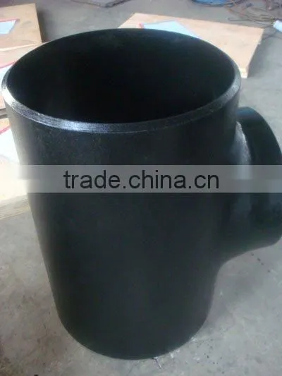 ASTM A860 WPHY52 pipe tee fitting