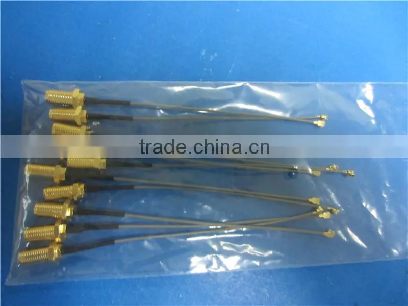 SMA female to IPEX RG1.13 coaxial cable SMA within the outer spiral needle Female pin Modified wireless router Antenna