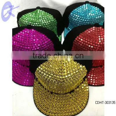flat rivets hats/caps with colour rivets on brim