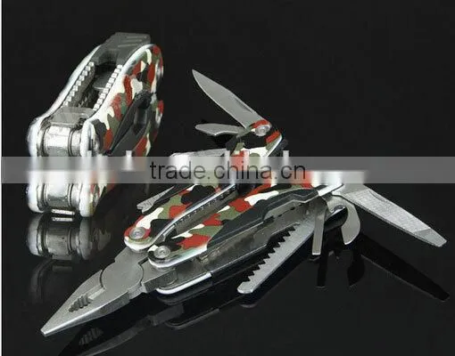 OEM Folded Multifunctional Pliers with camo handle