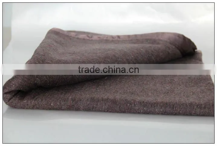 100% WOOL blanket.