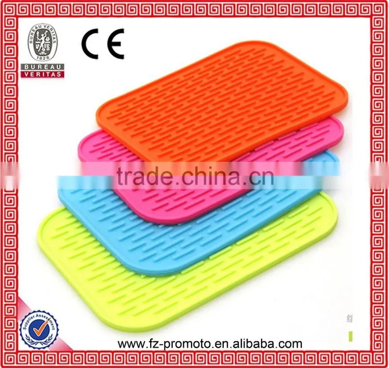 Jelly Color Cute Cartoon Coasters Creative Skid Insulation Silica Gel Silicone Round Heat Insulation Pad Antiskid Cup Mat