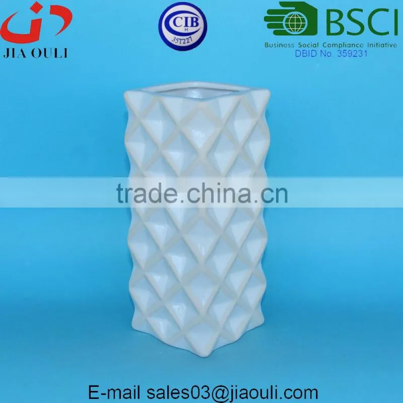 BSCI Audit Factory nice design pineapple ceramic vase, home decor vase