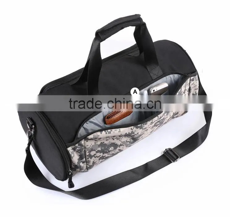 Fashion camo fabric sport gym bag with compartment