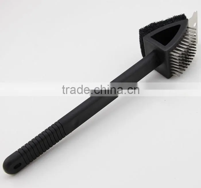 BBQ Grill Cleaning Brush with stainless steel scraper