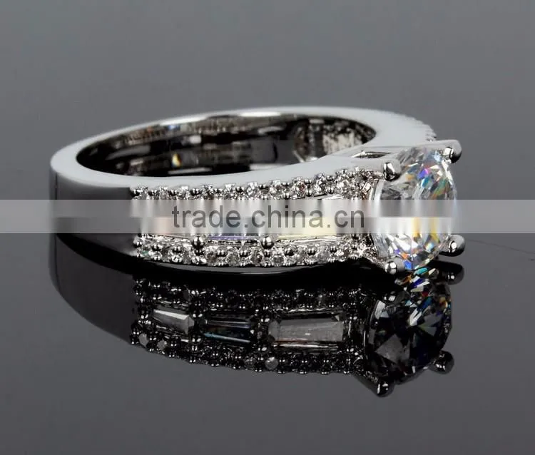 Jewelry Finding Top Quality Proposal Design Cubic Zircon Main Stone Engagement Ring