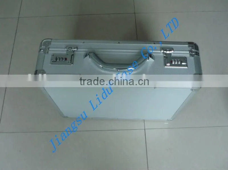 Aluminum laptop case