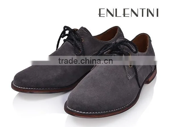 High quality Fashion casual shoes in leather outsole with the suede upper
