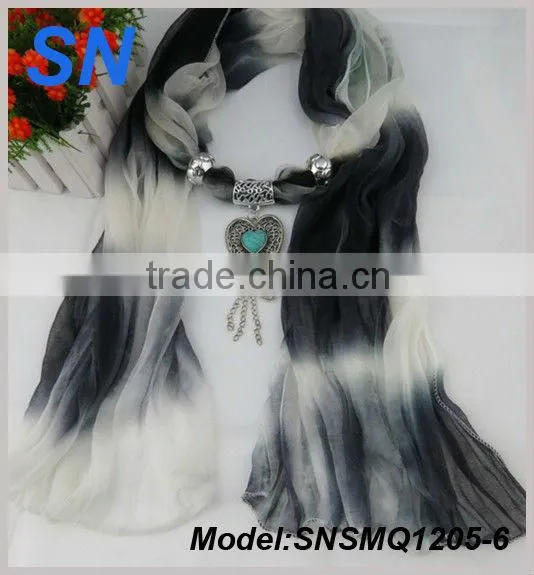 Latest fashion new design peach heart pendant scarf