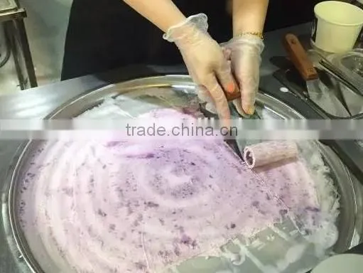 Durable instant fry pan ice cream machine