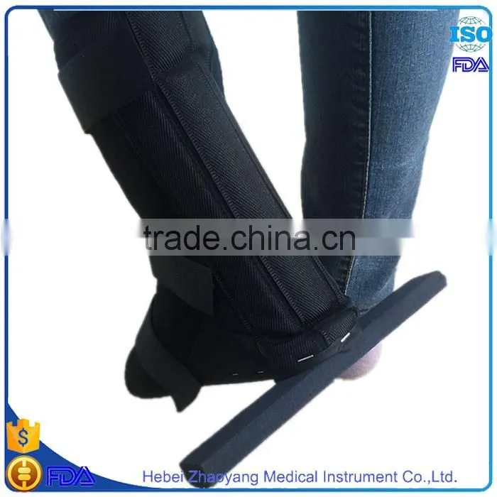 Postoperative foot shoe for cure the spraining and injury