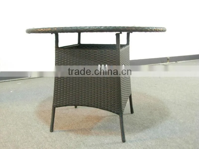 NL041-ASSEMBLY GARDEN FURNITURE