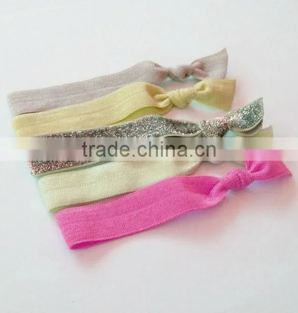 Printed hair tie holder for muslim wedding gown pictures