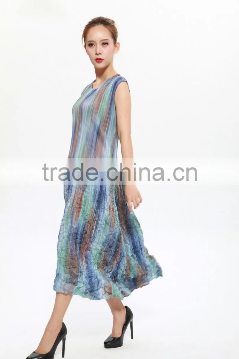 Women latest designs colorful printing sleeveless pleated dresses