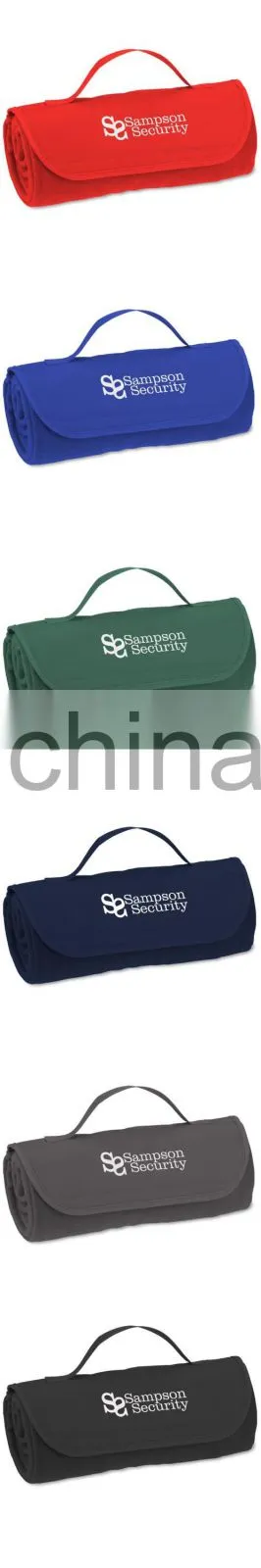 XD1031 roll up travel blanket roll up fleece picnic blanket with waterproof