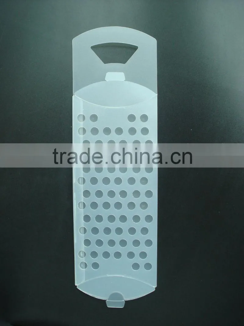 plastic bird feeder with PP material