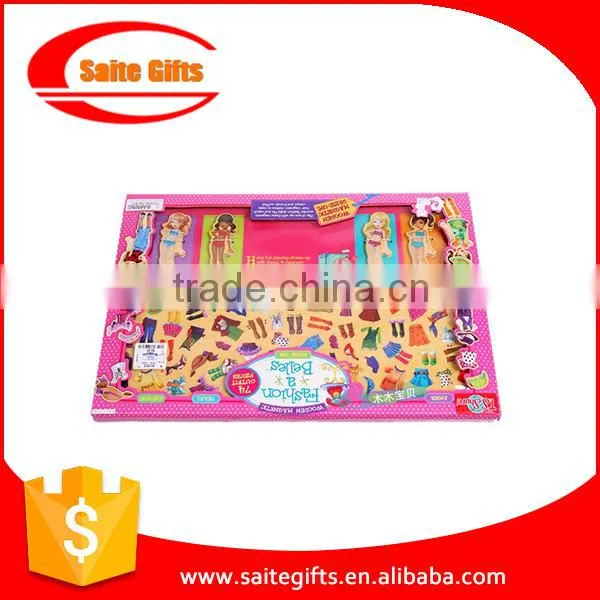 Magnetic dart travel game