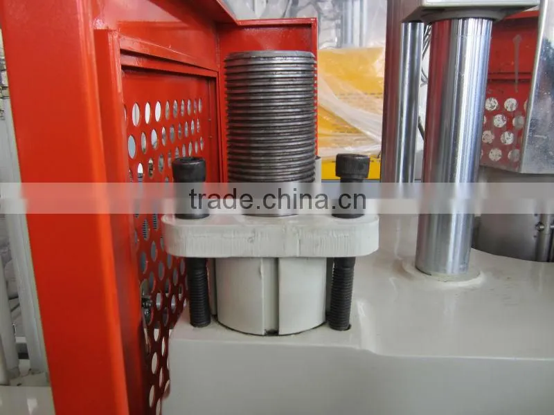XT-VS60 high precision auto vertical plastic moulding machine prices