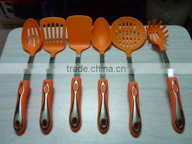 Silicone kitchen utensil set innovated with stand
