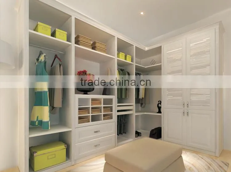 Neat walk in closet bedroom wardrobe