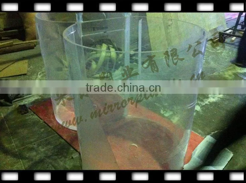 custom cylindrical acrylic aquarium