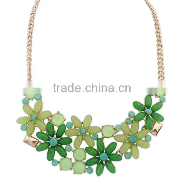 2016 wholesale fashion fresh flower statement necklace