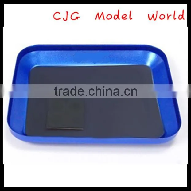 RC CAR TRAY WITH MAGNETIC PAD