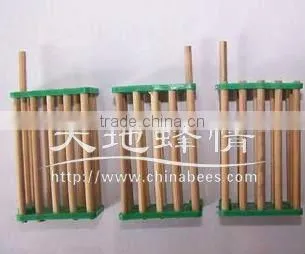 beekeeping tool plastic queen cage
