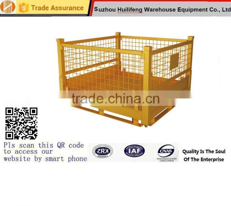 Foldable metal mesh container