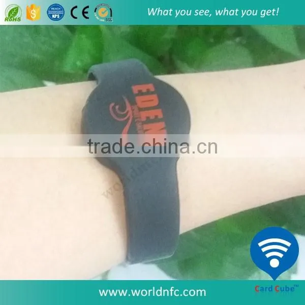 QR Code RFID Silicone Wristband