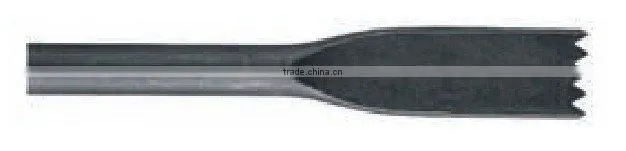Slotting chisel with flat shape and black color