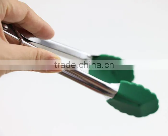 Heat Resistant Silicone Food Tongs Kitchen Tongs ,Silicone Function of food tongs