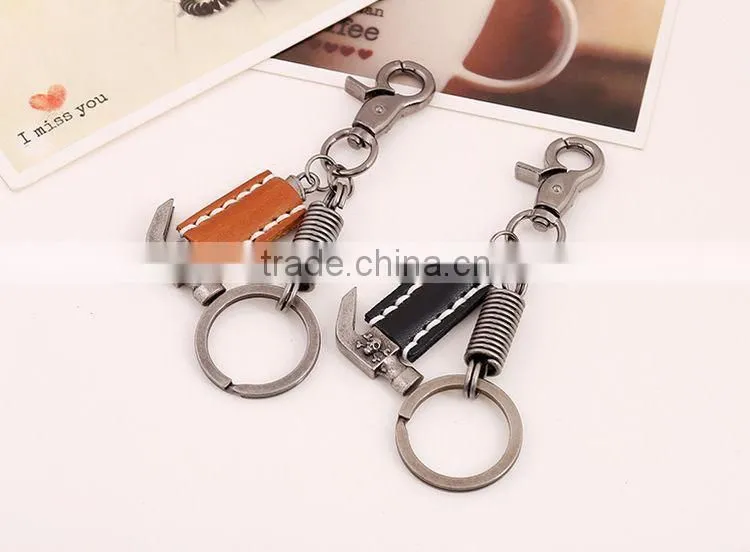 2015 Hot Sale Leather Keychain with Pendant Hammer and Big Ring