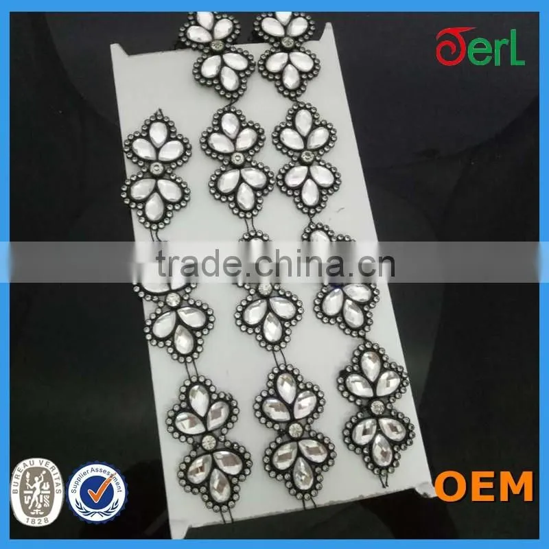 Stick on Type Plastic Diamante Strip Plastic Crystal Strip Glass Trimming 10 Yards/Packet