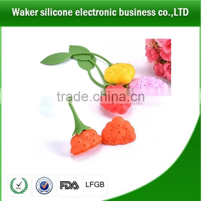 hand wash eco-friendly strawberry shape tea steeper
