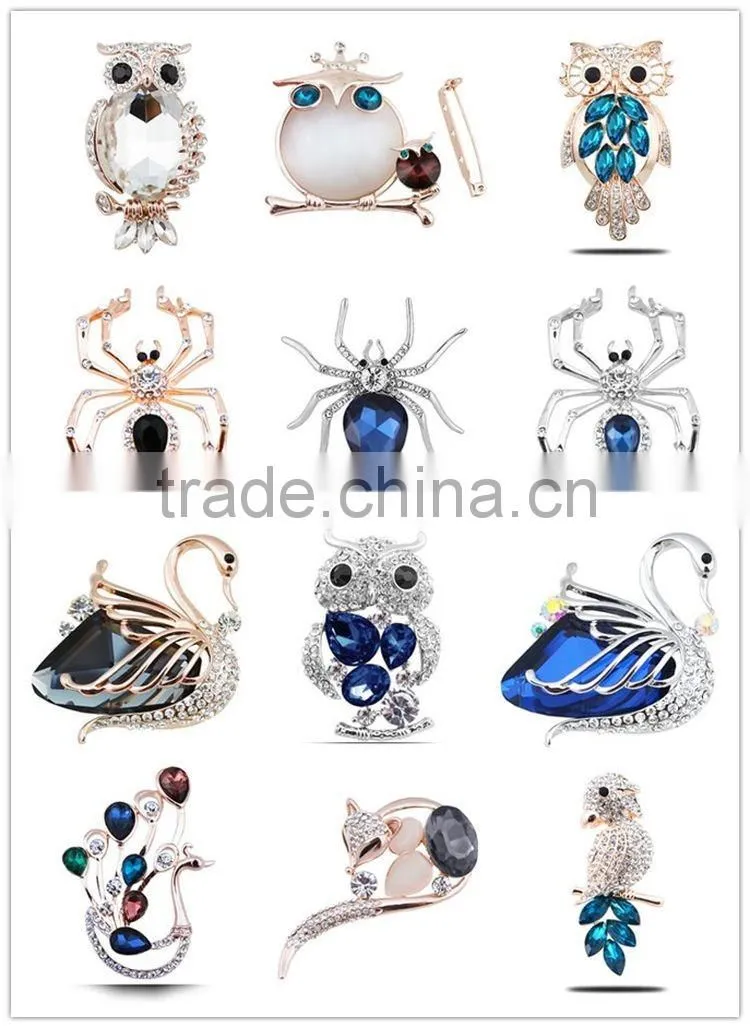 Fashion Bird Shape Parrot Rhinestone Brooch Wedding Invitation
