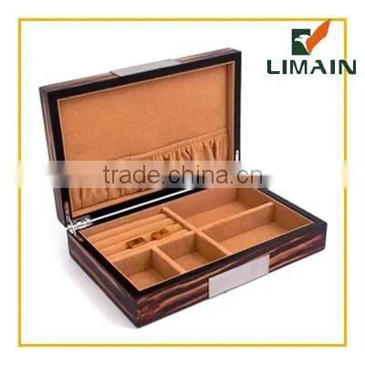 2011 wooden jewelry box