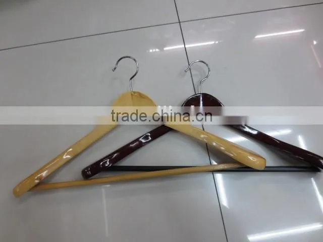 Cheap price wall mounted wooden clothes hanging hooks/Decorative hooks for hanging clothes hats