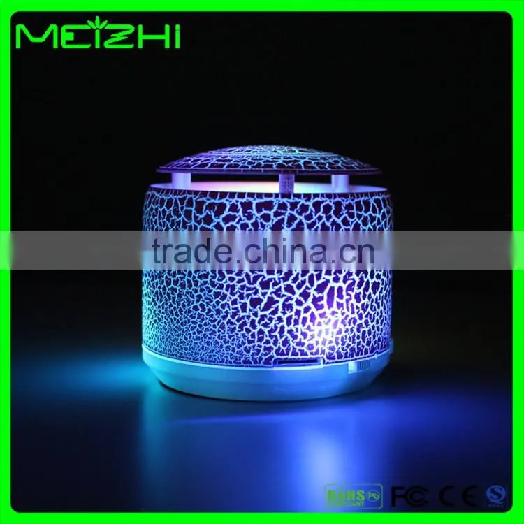 Hottest promotional Rubik's Cube bluetooth speaker with AUX