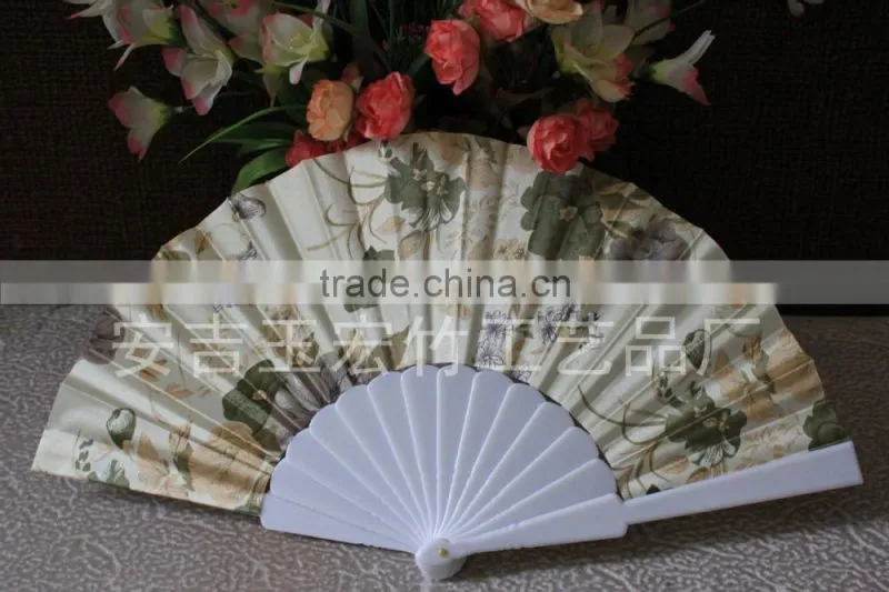 Promotional plastic hand fan with flower