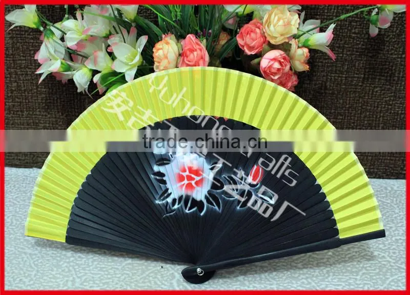 Chinese bamboo ladies folding fan