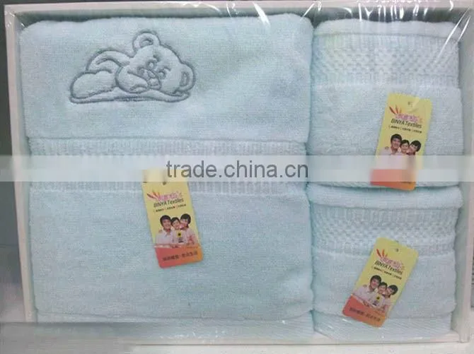 Promotiaon fashion lace design 3pcs bath towel set in gift box/gift set