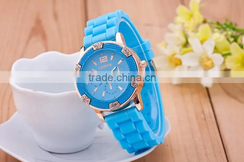 GENEVA 6 Diamond Watches Women 8 Color Silicone Strap Watch Fashion Quartz Wristwatches for Ladies Montre Femme