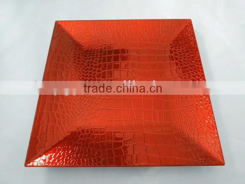Plastic Charger Plate with Crocodile Grain