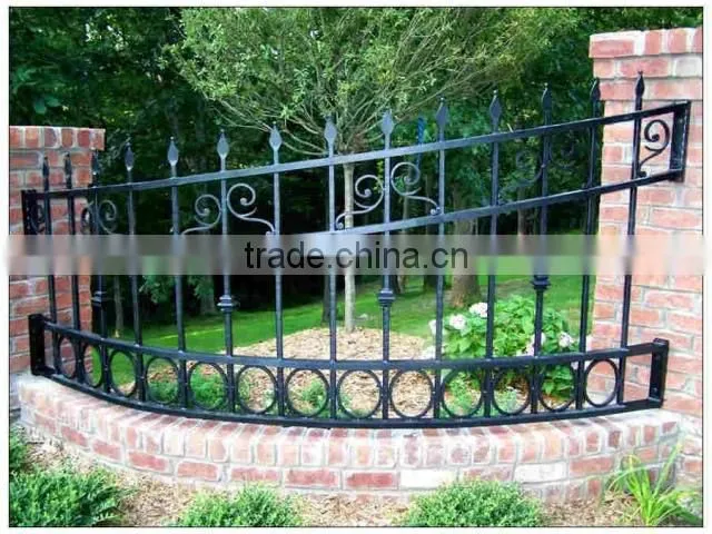 2015 Top-selling hand forged rod iron balcony fence