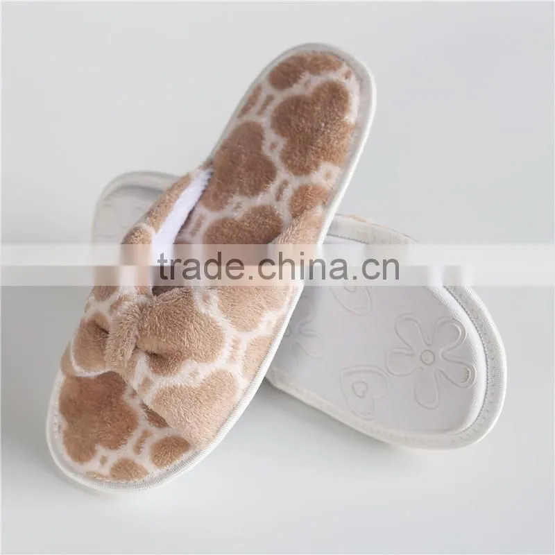 Women jacquard weave coral fleece indoor slipper