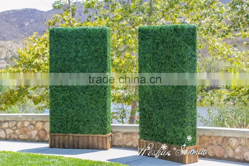 PE Material and Artificial Topiary Hedge Plant Type Milan Grass mat